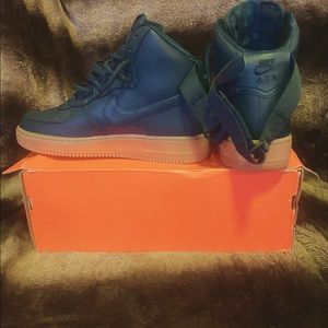 Nike Air Force High SE